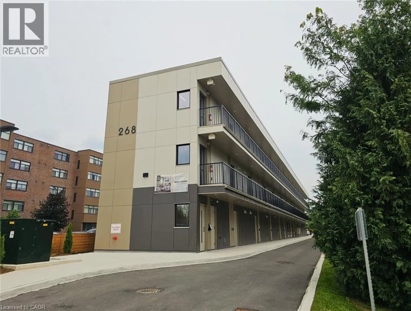 268 OAKDALE Avenue, St. Catharines, Ontario, L2P2K4, St. Catharines, Ontario — photo 1 of 5