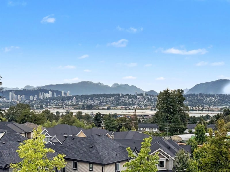 #515 11077 RAVINE Road, Surrey, British Columbia, V3T3X5, Surrey, British Columbia — photo 1 of 5
