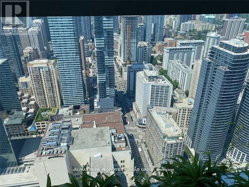 #5316 386 Yonge Street, Toronto (Bay Street Corridor), Ontario, M5B0A5, Toronto (Bay Street Corridor), Ontario — photo 1 of 5