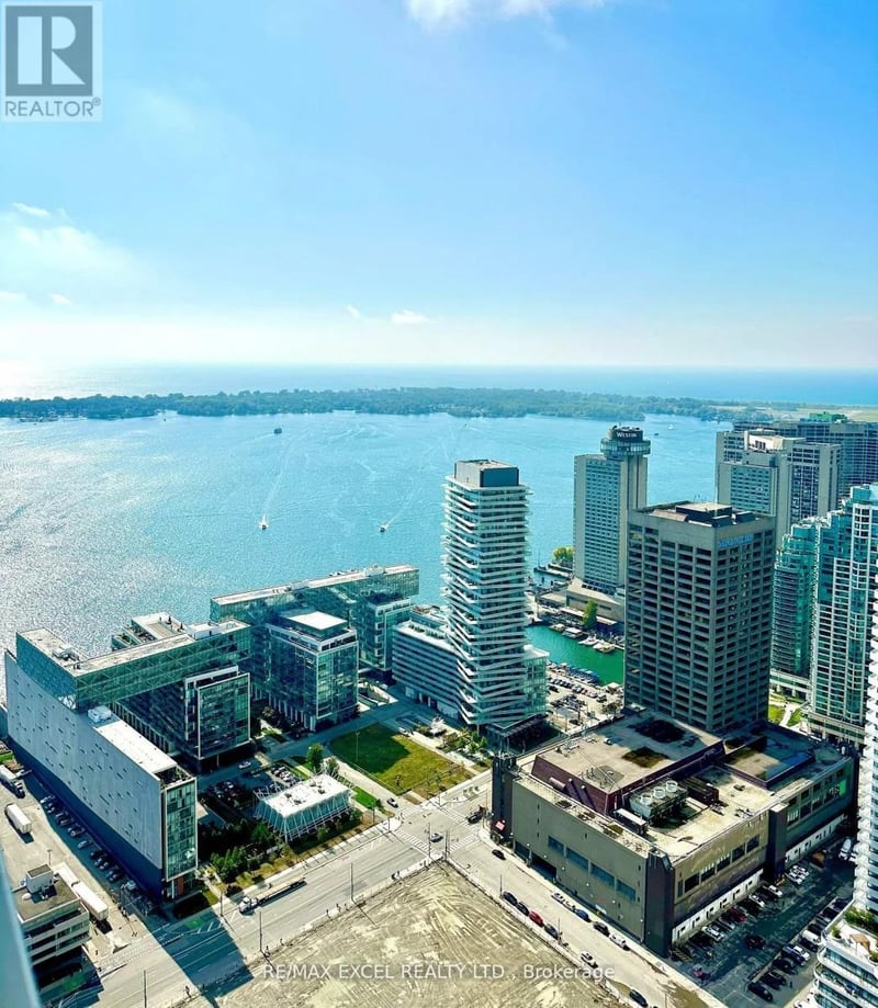 #5915 55 Cooper Street, Toronto (Waterfront Communities), Ontario, M5E0G1, Toronto (Waterfront Communities), Ontario — photo 1 of 5