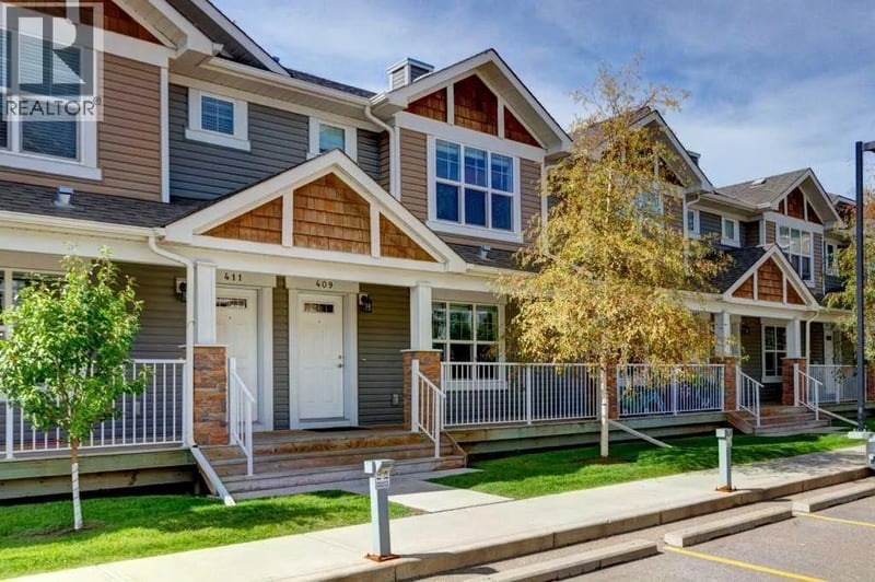 409 Cranberry Park Southeast, Calgary, Alberta, T3M1R4, Calgary, Alberta — photo 1 of 5