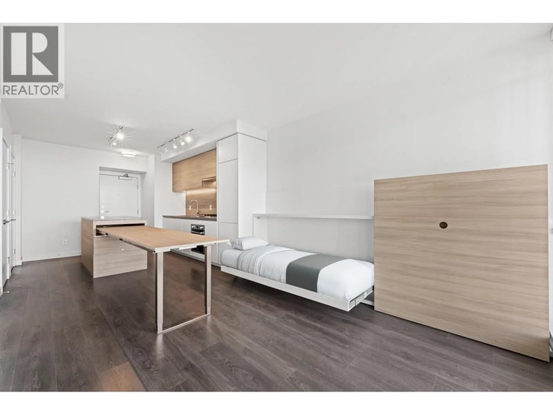 #2408 652 WHITING Way, Coquitlam, British Columbia, V3J0K3, Coquitlam, British Columbia — photo 1 of 5