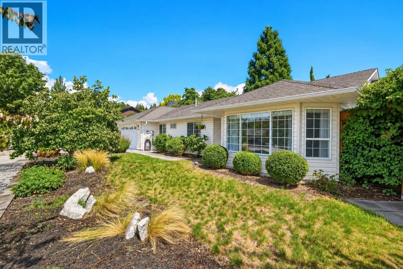 5616 EMERSON Road, Sechelt, British Columbia, V0N3A7, Sechelt, British Columbia — photo 1 of 5
