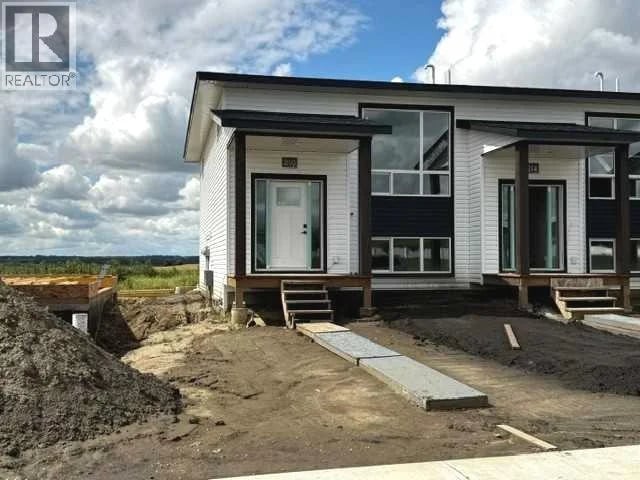 210 Athens Road, Blackfalds, Alberta, T4M0Y6, Blackfalds, Alberta — photo 1 of 5