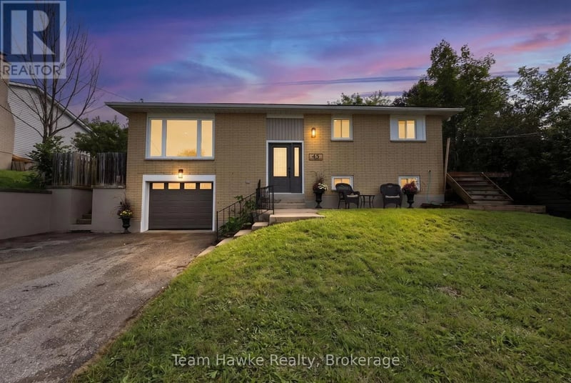 45 Easton Avenue, Tay, Ontario, L0K1R0, Tay, Ontario — photo 1 of 5