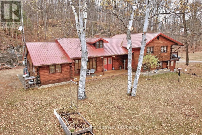 82 Bay Lake Road, Bancroft (Dungannon Ward), Ontario, K0L2L0, Bancroft (Dungannon Ward), Ontario — photo 1 of 5