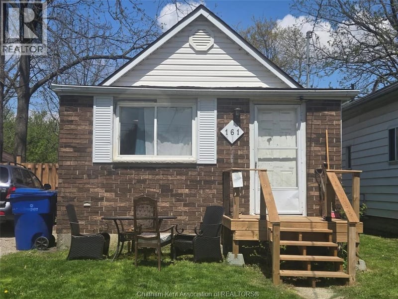 161 Wellington Street East, Chatham, Ontario, N7M3P2, Chatham, Ontario — photo 1 of 4