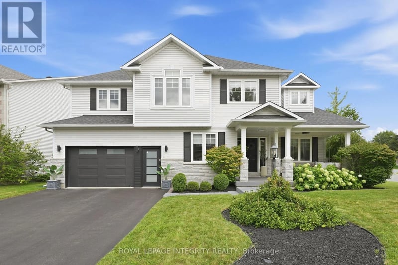 125 West Ridge Drive, Ottawa, Ontario, K2S2H1, Ottawa, Ontario — photo 1 of 5