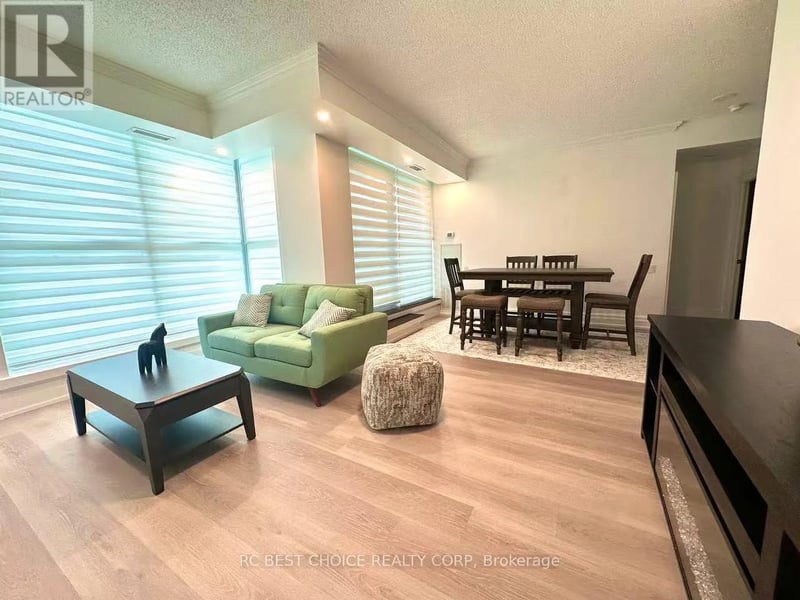 #203 2067 Lake Shore Boulevard West, Toronto (Mimico), Ontario, M8V4B8, Toronto (Mimico), Ontario — photo 1 of 5