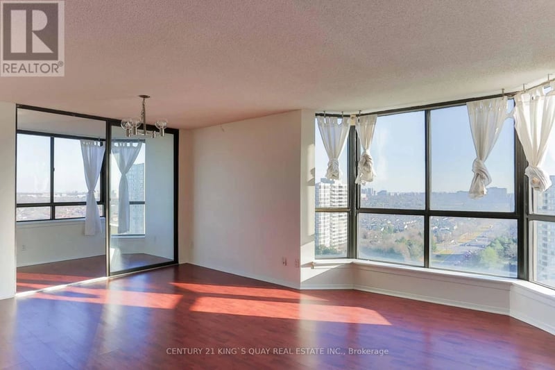 #1924 75 Bamburgh Circle, Toronto (Steeles), Ontario, M1W3W1, Toronto (Steeles), Ontario — photo 1 of 5