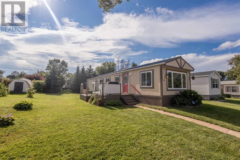 11 CARTIER Avenue, Cornwall, Prince Edward Island, C0A1H5, Cornwall, Prince Edward Island — photo 1 of 5