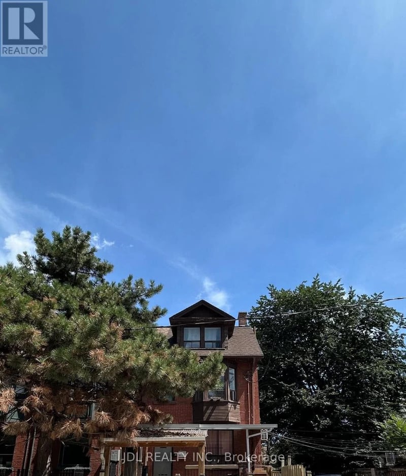 3 Pembroke St Street, Toronto (Moss Park), Ontario, M5A2N6, Toronto (Moss Park), Ontario — photo 1 of 5