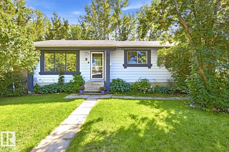 6 LUNDY PARK RD, Stony Plain, Alberta, T7Z1G6, Stony Plain, Alberta — photo 1 of 5