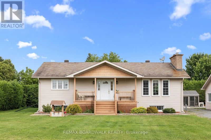 955 Lacroix Road, Clarence-Rockland, Ontario, K0A2A0, Clarence-Rockland, Ontario — photo 1 of 5