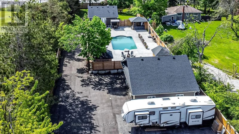 2484 Highway 11 South, Oro-Medonte (Guthrie), Ontario, L0L2E0, Oro-Medonte (Guthrie), Ontario — photo 1 of 5