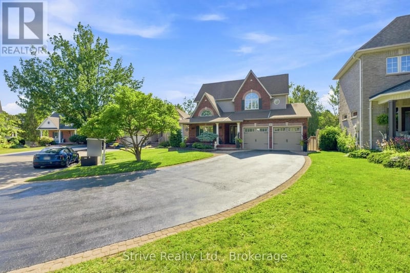 8 Rowland Court, Clarington (Courtice), Ontario, L1E1Z8, Clarington (Courtice), Ontario — photo 1 of 5