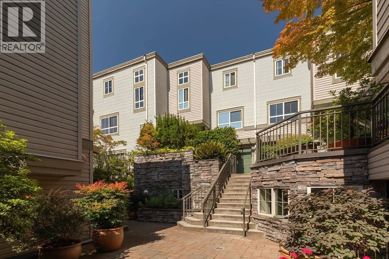 #34 2375 BROADWAY, Vancouver, British Columbia, V6K2E6, Vancouver, British Columbia — photo 1 of 5