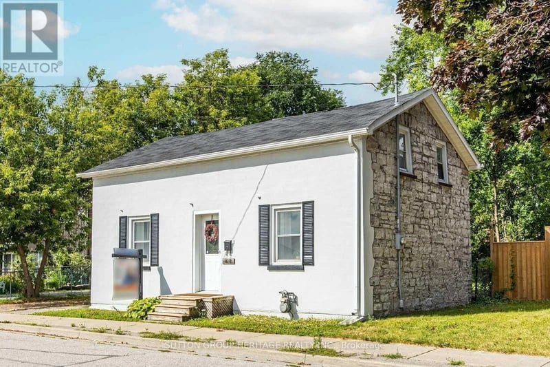 1612 Dufferin Street, Whitby (Port Whitby), Ontario, L1N1B2, Whitby (Port Whitby), Ontario — photo 1 of 5