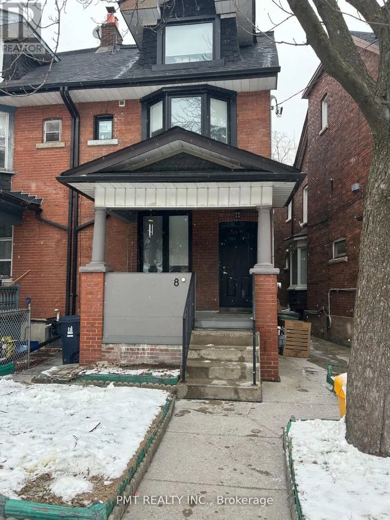 #Main 8 Rusholme Park Crescent, Toronto (Little Portugal), Ontario, M6J2C9, Toronto (Little Portugal), Ontario — photo 1 of 2