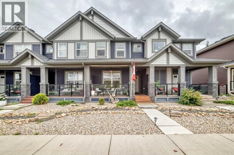 1213 Midpark Lane Southwest, Airdrie, Alberta, T4B4V7, Airdrie, Alberta — photo 1 of 5