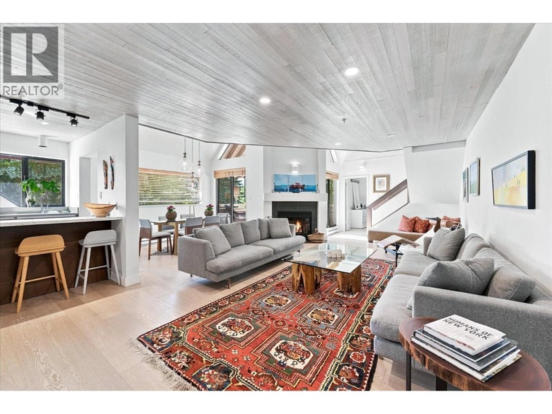 #4 4637 BLACKCOMB Way, Whistler, British Columbia, V8E0Y6, Whistler, British Columbia — photo 1 of 5