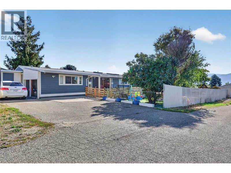 #36 3381 Village Green Way, West Kelowna, British Columbia, V4T1L2, West Kelowna, British Columbia — photo 1 of 5