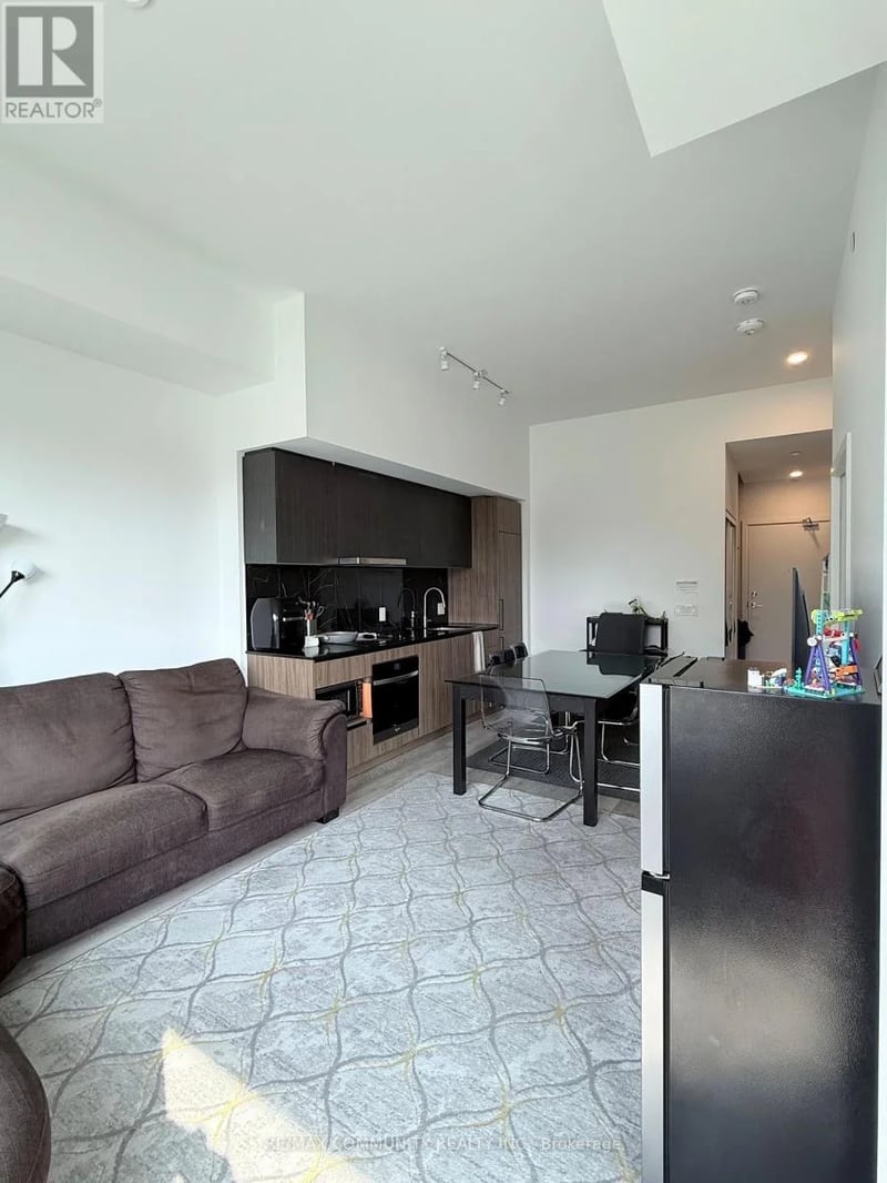 #122 1100 Sheppard Avenue West, Toronto (York University Heights), Ontario, M3J0H1, Toronto (York University Heights), Ontario — photo 1 of 5