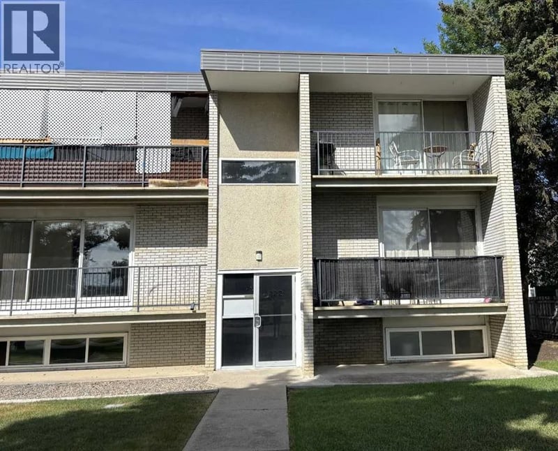 222 Mayor Magrath Drive North, Lethbridge, Alberta, T1H3P8, Lethbridge, Alberta — photo 1 of 5