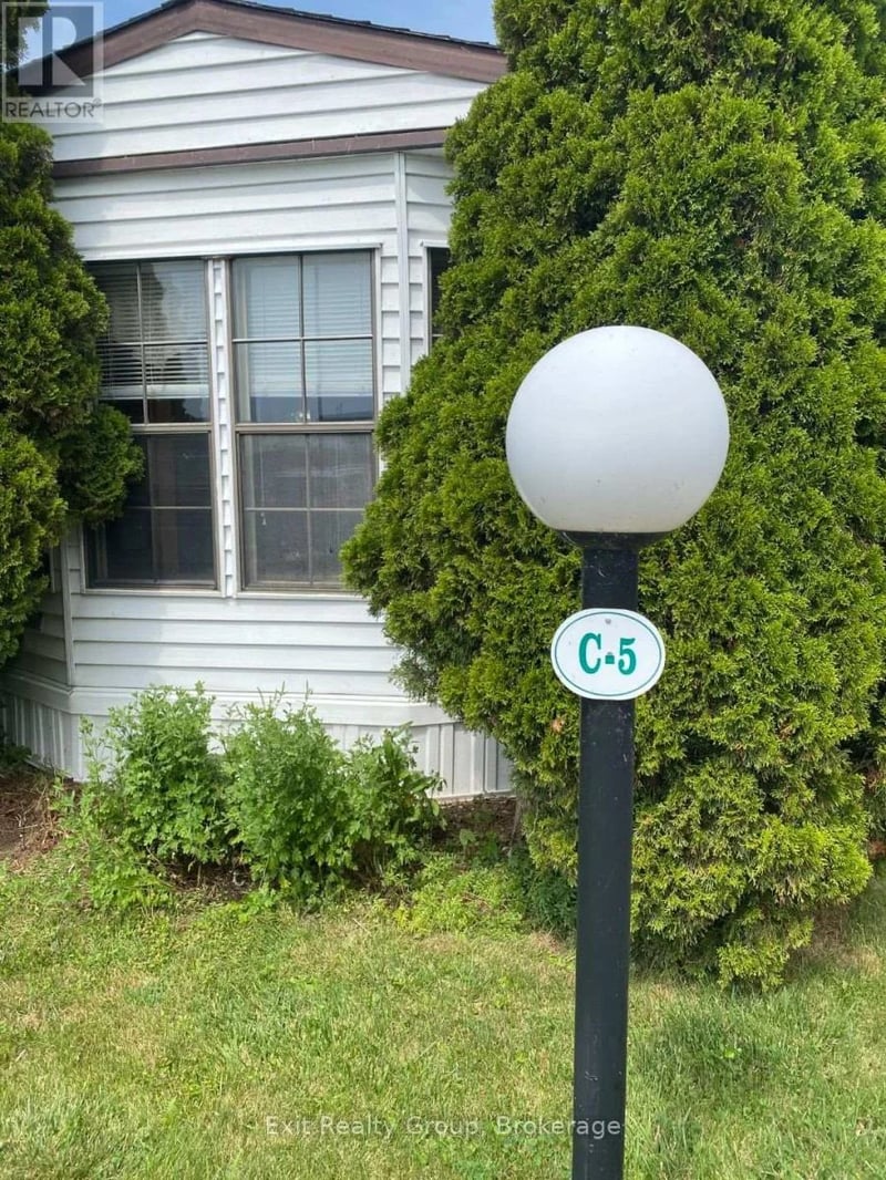 #C5 153 County Road 27, Prince Edward County (Hillier Ward), Ontario, K0K1T0, Prince Edward County (Hillier Ward), Ontario — photo 1 of 5