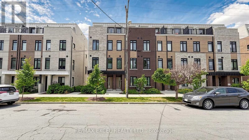 68A Tisdale Avenue, Toronto (Victoria Village), Ontario, M4A0A9, Toronto (Victoria Village), Ontario — photo 1 of 5