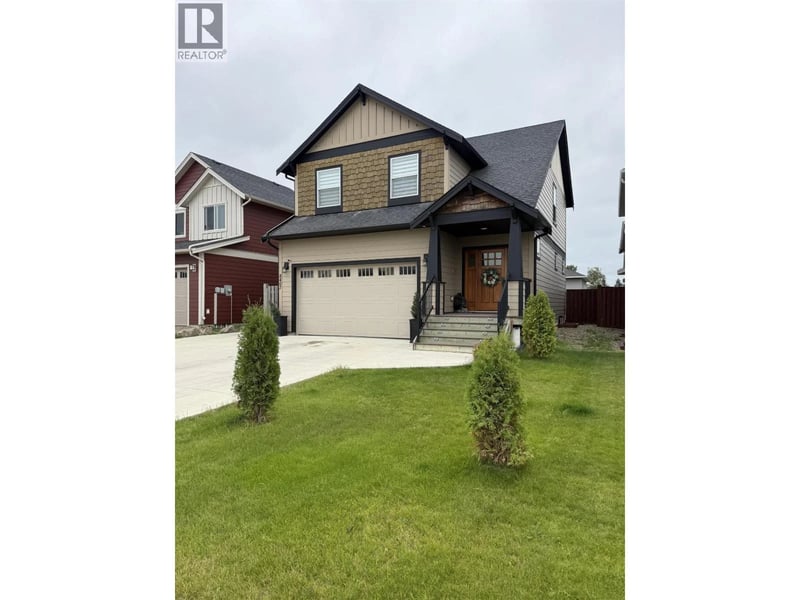 8407 86 Avenue, Fort St. John, British Columbia, V1J0G4, Fort St. John, British Columbia — photo 1 of 5