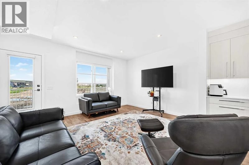 135 Belmont Pass Southwest, Calgary, Alberta, T2X4N4, Calgary, Alberta — photo 1 of 5