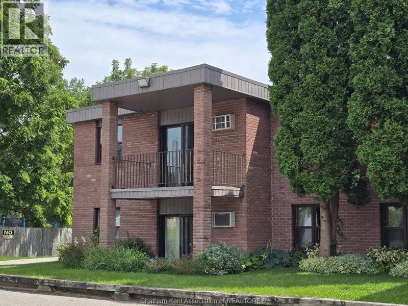 #A207 12 Montgomery Drive, Wallaceburg, Ontario, N8A5B5, Wallaceburg, Ontario — photo 1 of 5