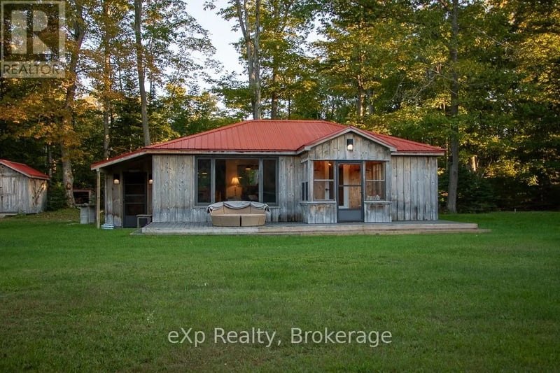 426 Huron Road, South Bruce Peninsula, Ontario, N0H2T0, South Bruce Peninsula, Ontario — photo 1 of 5