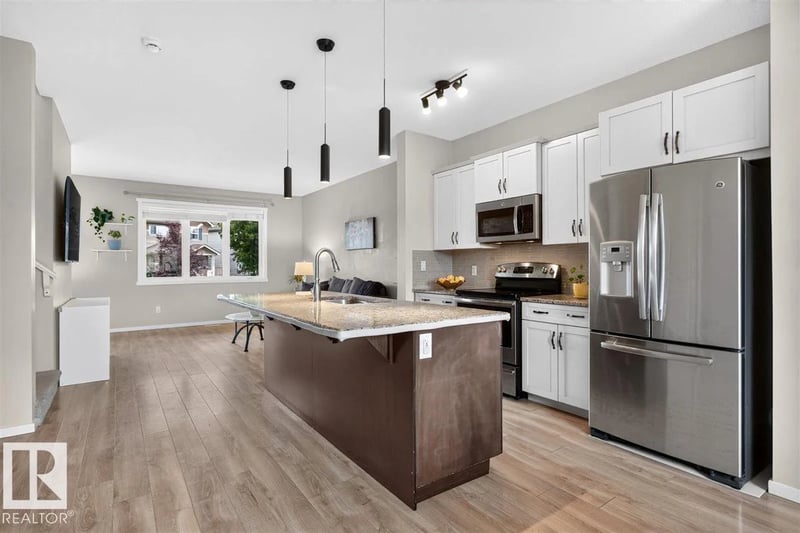 3150 Carpenter Landing SW, Edmonton, Alberta, T6W2Y8, Edmonton, Alberta — photo 1 of 5