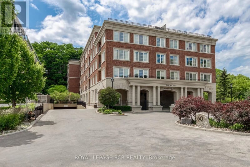 #213 60 Ann Street, Caledon (Bolton West), Ontario, L7E4G5, Caledon (Bolton West), Ontario — photo 1 of 5