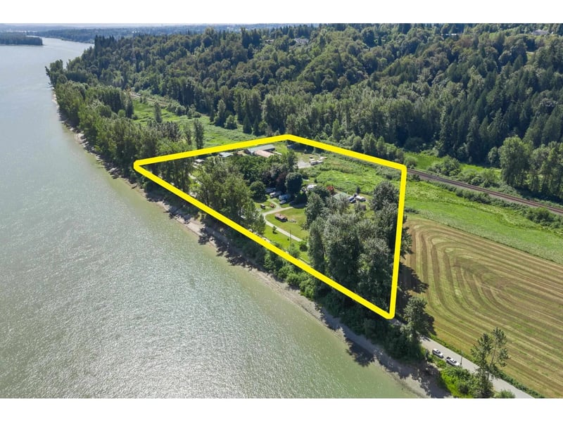 29464 RIVER Road, Abbotsford, British Columbia, V4X2H2, Abbotsford, British Columbia — photo 1 of 5