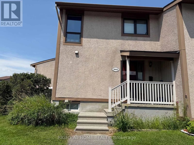 2055 Stonehenge Crescent, Ottawa, Ontario, K1B4N7, Ottawa, Ontario — photo 1 of 3