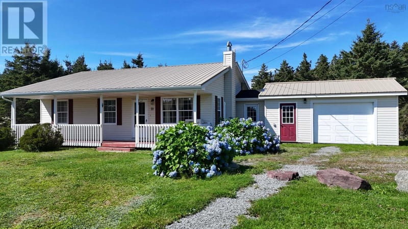70 Little Harbour Road, Lower L'Ardoise, Nova Scotia, B0E1W0, Lower L'Ardoise, Nova Scotia — photo 1 of 5