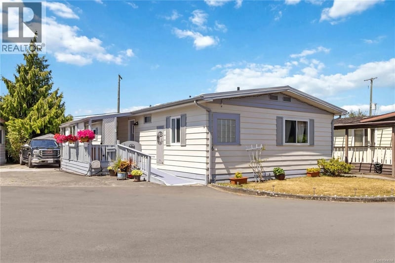 #6 158 Cooper Road, View Royal, British Columbia, V9A7B3, View Royal, British Columbia — photo 1 of 5