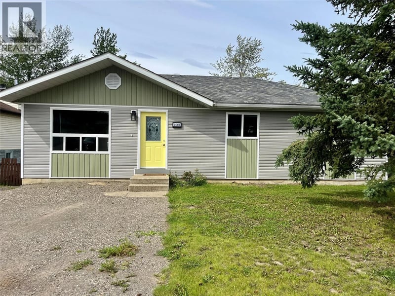 236 Bergeron Drive, Tumbler Ridge, British Columbia, V0C2W0, Tumbler Ridge, British Columbia — photo 1 of 5
