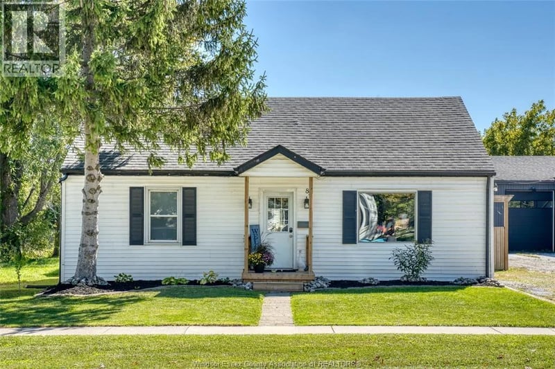 84 CAMERON, Essex, Ontario, N8M2L5, Essex, Ontario — photo 1 of 5