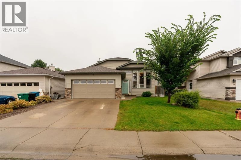 135 Fairmont Point South, Lethbridge, Alberta, T1K7W8, Lethbridge, Alberta — photo 1 of 5