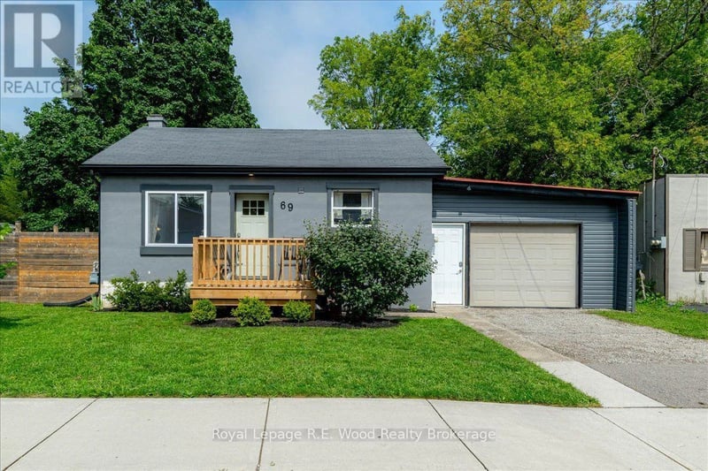 69 Ann Street, Norfolk (Delhi), Ontario, N4B1H6, Norfolk (Delhi), Ontario — photo 1 of 5