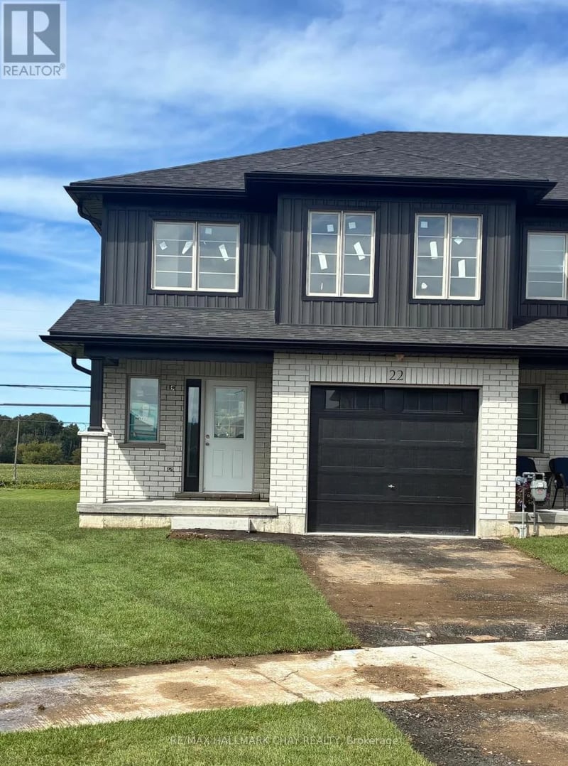 22 Strath Crescent, Springwater (Elmvale), Ontario, L0L1P0, Springwater (Elmvale), Ontario — photo 1 of 5