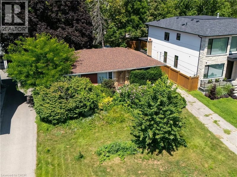 1405 CONSTANCE Drive, Oakville, Ontario, L6J2T8, Oakville, Ontario — photo 1 of 5