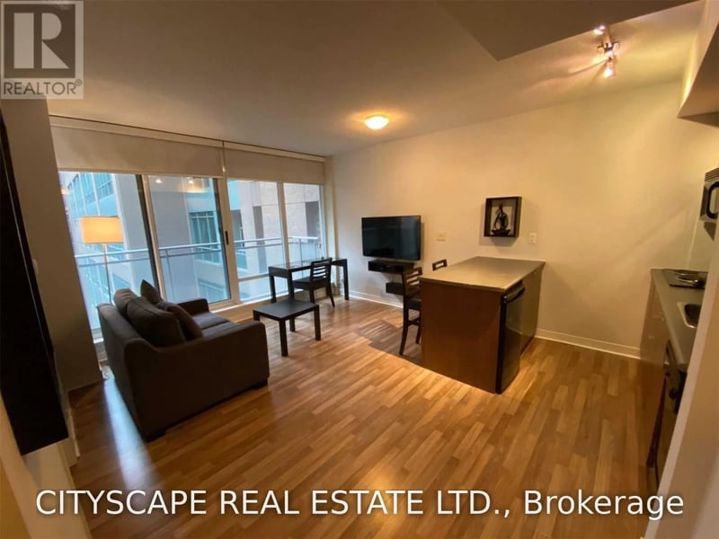 #1702 8 Colborne Street, Toronto (Church-Yonge Corridor), Ontario, M5E1E1, Toronto (Church-Yonge Corridor), Ontario — photo 1 of 5