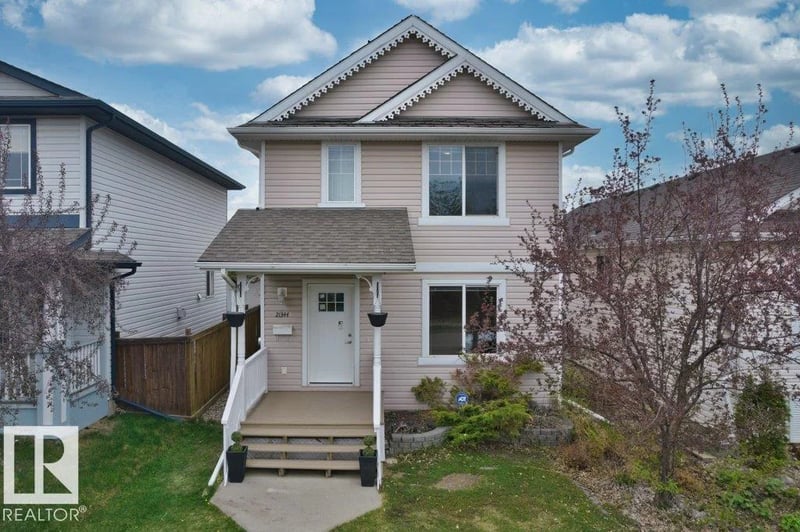 21344 88 AV NW, Edmonton, Alberta, T5T6V1, Edmonton, Alberta — photo 1 of 5