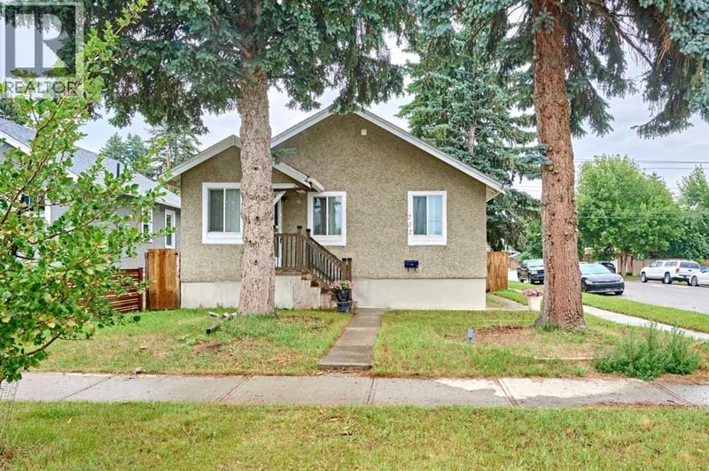 702 17 Avenue Northwest, Calgary, Alberta, T2M0N7, Calgary, Alberta — photo 1 of 5