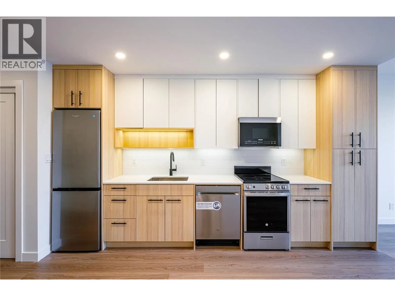 #314 1380 Pridham Avenue, Kelowna, British Columbia, V1Y6B5, Kelowna, British Columbia — photo 1 of 5